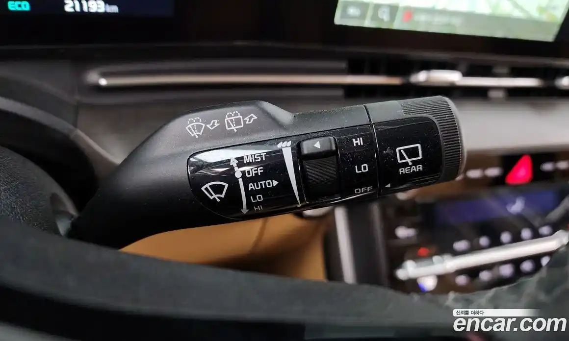 Kia Canival 2023 3.5 Автомат в Москве № 18109, фото 8