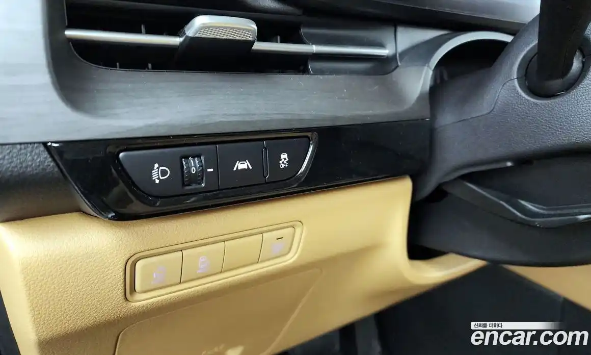 Kia Canival 2023 3.5 Автомат в Москве № 18109, фото 9