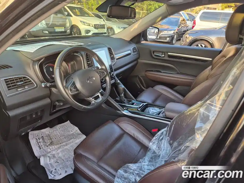 Renault QM6 2017 2.0 Автомат в Москве № 185733, фото 10