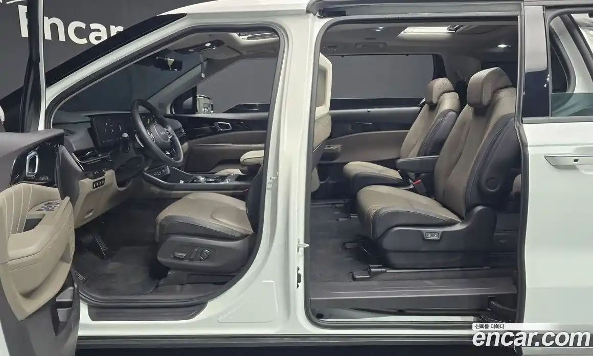 Kia Canival 2024 2.2 Автомат в Москве № 18625, фото 20