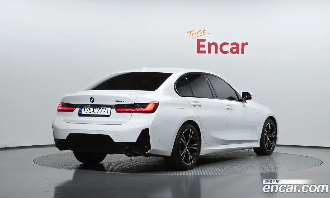 BMW 3-Series 2024 2.0 Автомат в Москве № 187187, фото 9