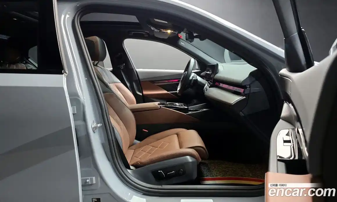 BMW 5-Series 2025 2.0 Автомат в Москве № 187547, фото 15