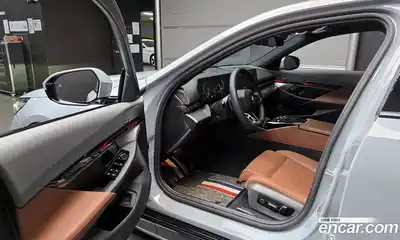 BMW 5-Series 2025 2.0 Автомат в Москве № 187547, миниатюра 8