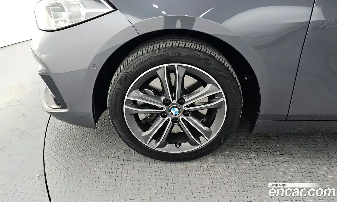 BMW 1-Series 2022 2.0 Автомат в Москве № 189125, фото 3