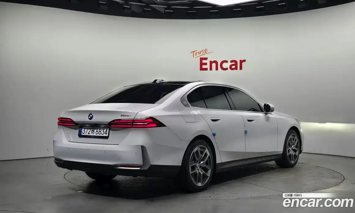 BMW 5-Series 2024 2.0 Автомат в Москве № 189481, фото 10