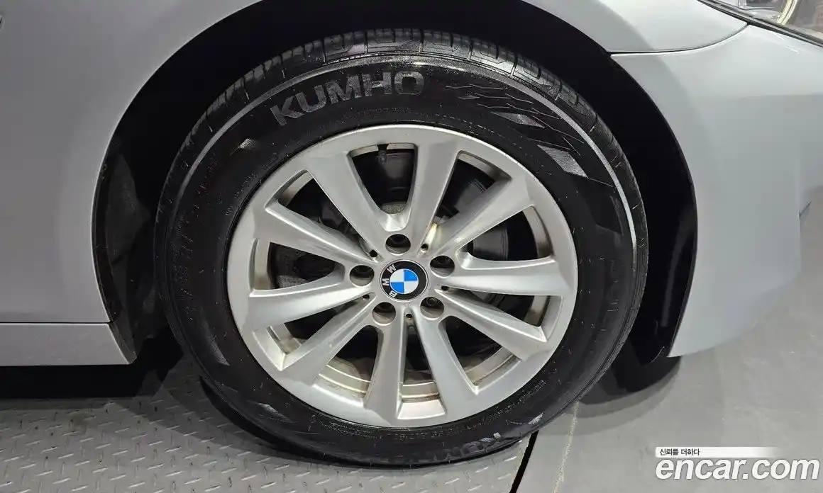 BMW 5-Series 2013 2.0 Автомат в Москве № 192154, фото 14