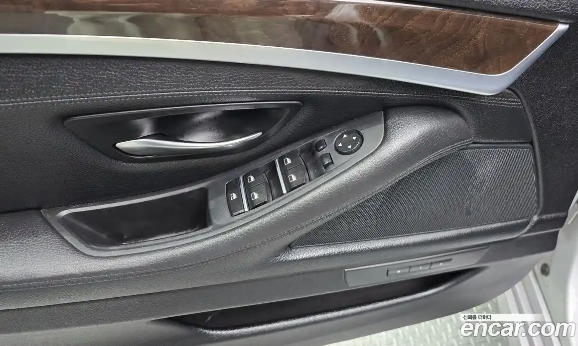 BMW 5-Series 2013 2.0 Автомат в Москве № 192154, фото 17