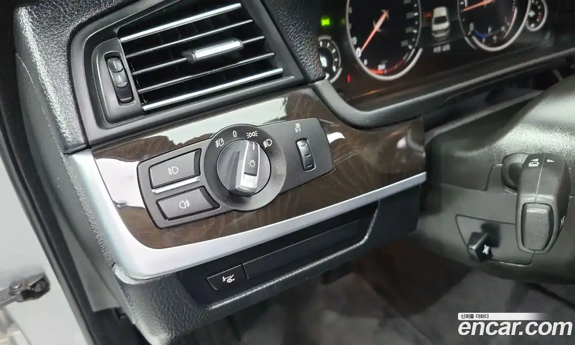 BMW 5-Series 2013 2.0 Автомат в Москве № 192154, фото 19