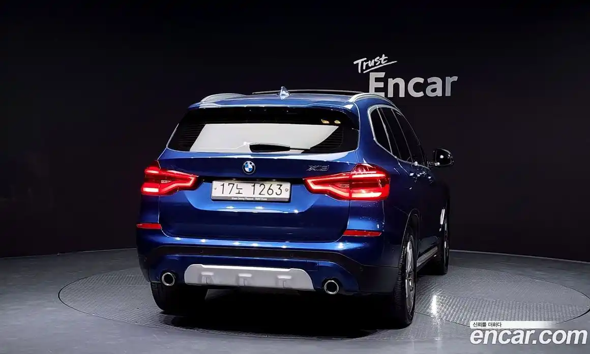 BMW X3 2018 2.0 Автомат в Москве № 192775, фото 3