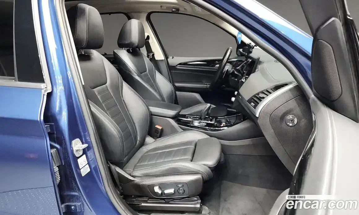 BMW X3 2018 2.0 Автомат в Москве № 192775, фото 4