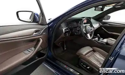 BMW 5-Series 2021 2.0 Автомат в Москве № 192822, миниатюра 3