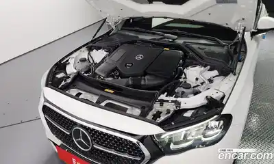 Mercedes-Benz E-Class 2024 2.0 Автомат в Москве № 193896, миниатюра 11