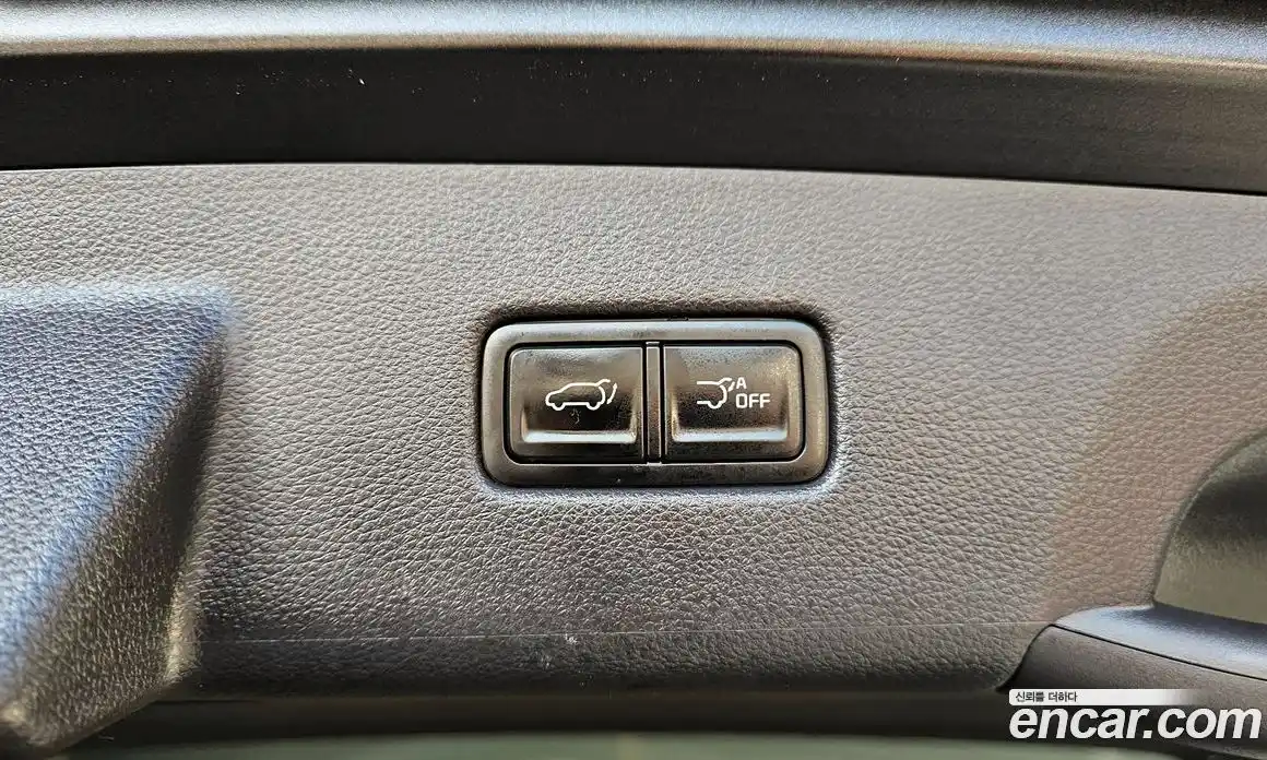 Kia Canival 2023 3.5 Автомат в Москве № 19433, фото 14