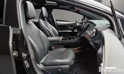 Mercedes-Benz EQE 2023 0.3 Автомат в Москве № 194910, миниатюра 2