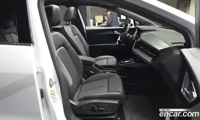 Audi Q4 e-tron 2023 0.2 Автомат в Москве № 196076, миниатюра 11