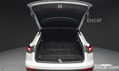 Audi Q4 e-tron 2023 0.2 Автомат в Москве № 196076, миниатюра 2