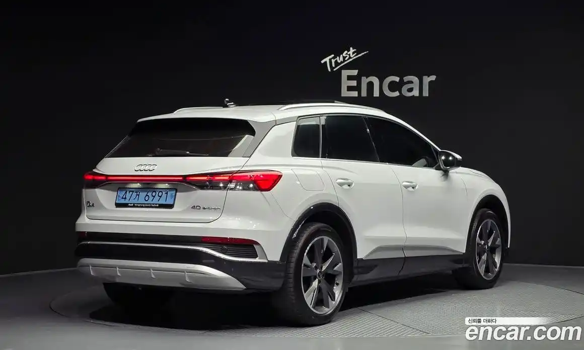 Audi Q4 e-tron 2023 0.2 Автомат в Москве № 196076, фото 10