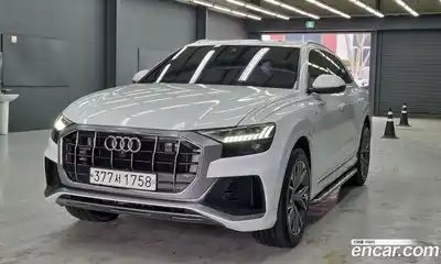 Audi Q8 2020 3.0 Автомат в Москве № 196721, миниатюра 2