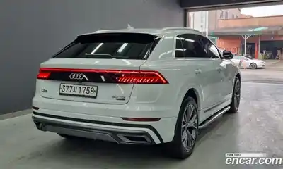 Audi Q8 2020 3.0 Автомат в Москве № 196721, миниатюра 4
