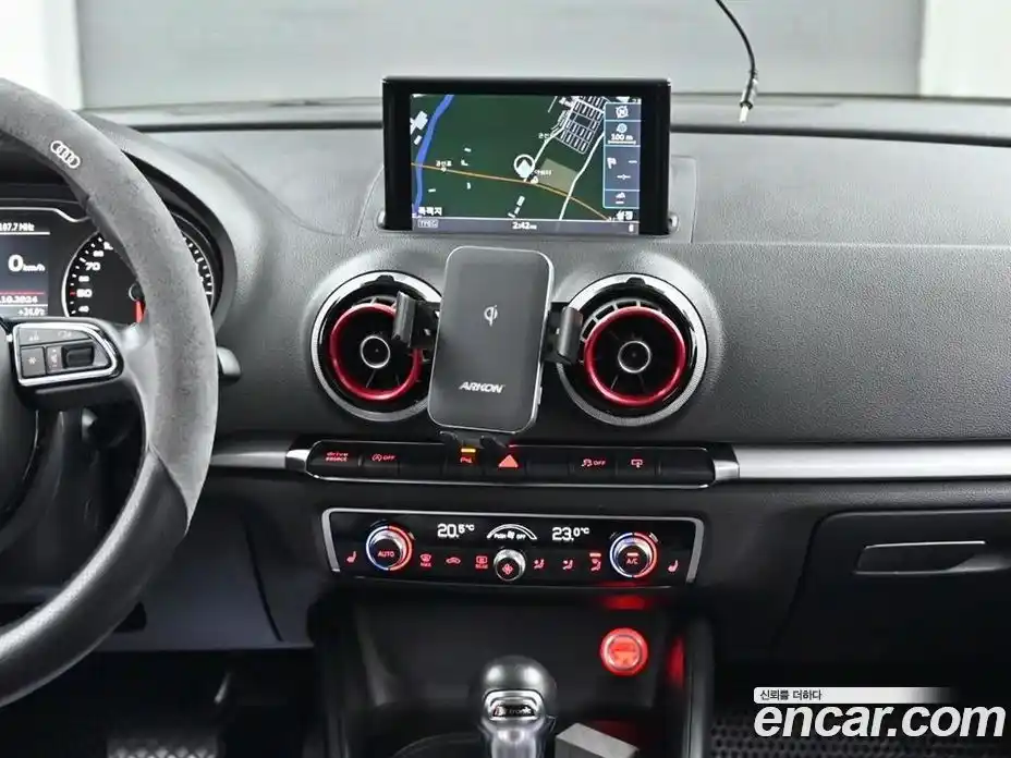 Audi A3 2015 2.0 Автомат в Москве № 196771, фото 14