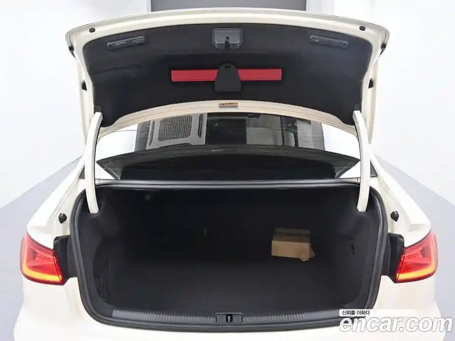 Audi A3 2015 2.0 Автомат в Москве № 196771, фото 20