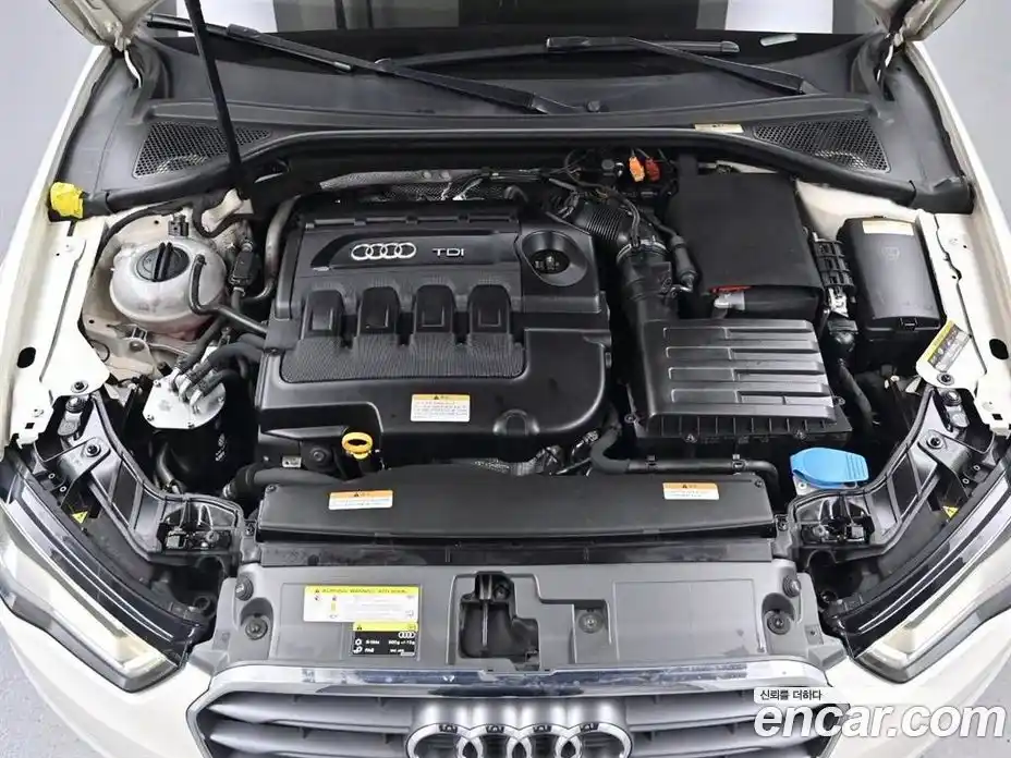 Audi A3 2015 2.0 Автомат в Москве № 196771, фото 6