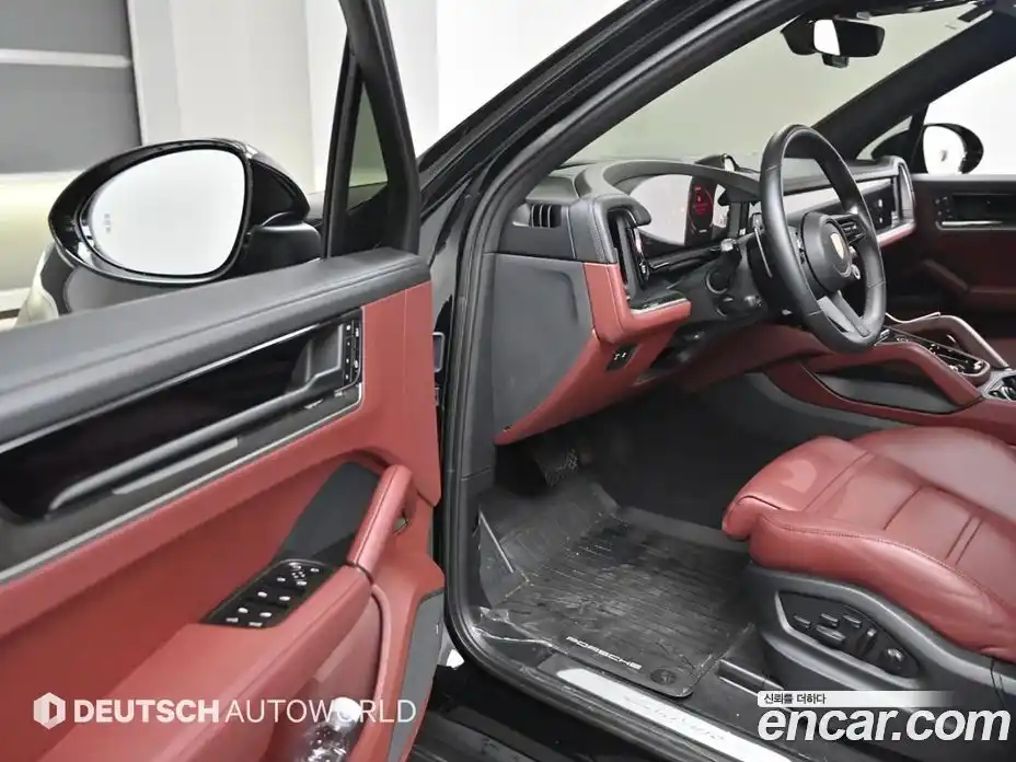 Porsche Cayenne 2024 3.0 Автомат в Москве № 197866, фото 11