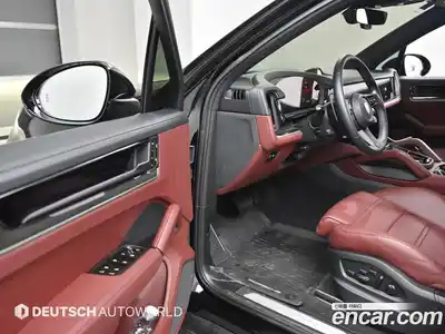 Porsche Cayenne 2024 3.0 Автомат в Москве № 197866, миниатюра 11