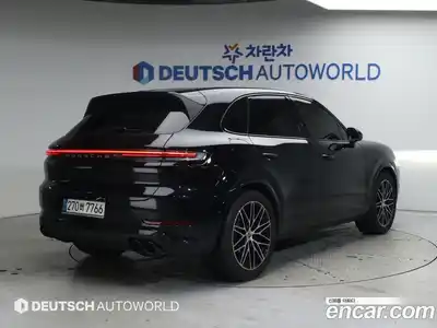 Porsche Cayenne 2024 3.0 Автомат в Москве № 197866, миниатюра 2