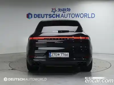 Porsche Cayenne 2024 3.0 Автомат в Москве № 197866, миниатюра 4