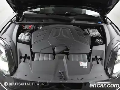 Porsche Cayenne 2024 3.0 Автомат в Москве № 197866, миниатюра 6