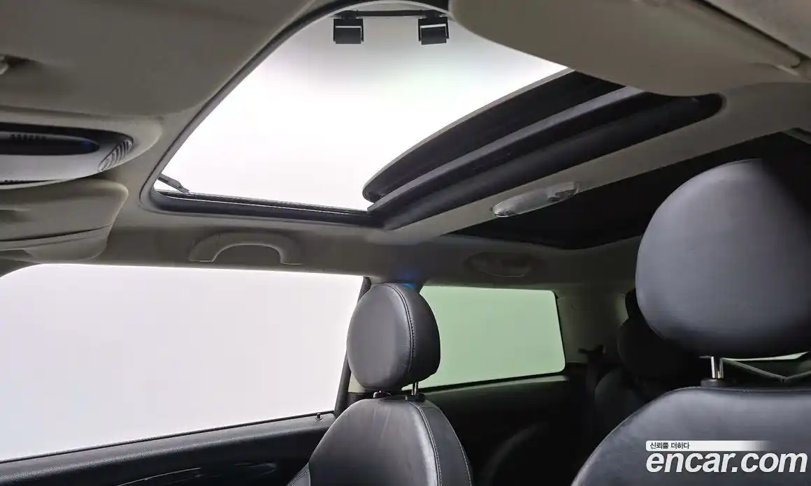 Mini Cooper 2012 1.6 Автомат в Москве № 198337, фото 20