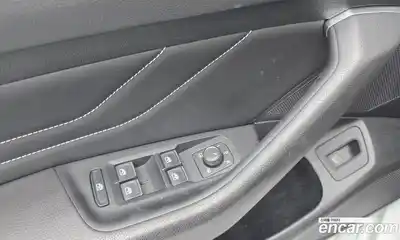 Volkswagen Passat 2022 2.0 Автомат в Москве № 199060, миниатюра 12