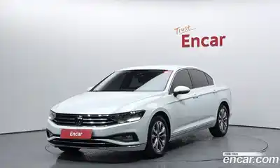 Volkswagen Passat 2022 2.0 Автомат в Москве № 199060, миниатюра 4