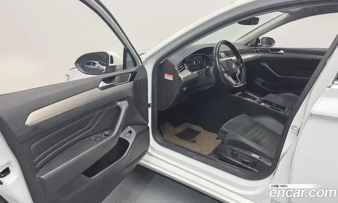 Volkswagen Passat 2022 2.0 Автомат в Москве № 199060, фото 6