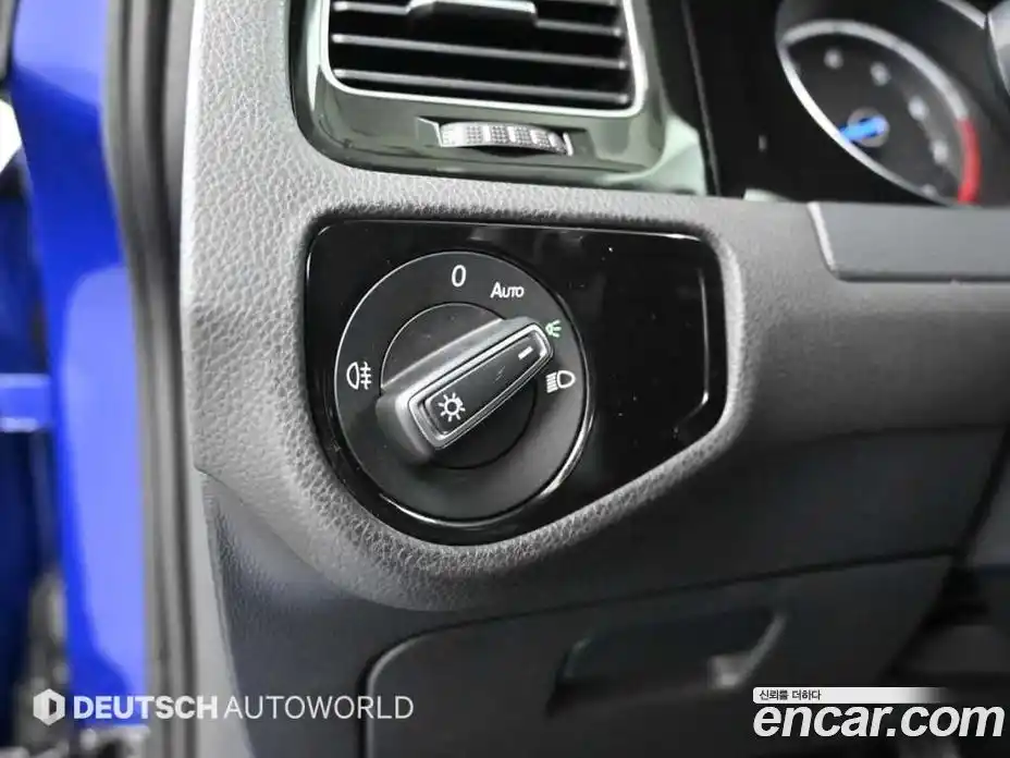 Volkswagen Golf 2016 2.0 Автомат в Москве № 199326, фото 17