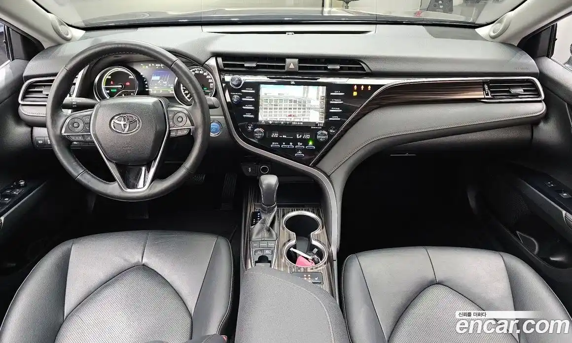Toyota Camry 2019 2.5 Автомат в Москве № 199652, фото 7
