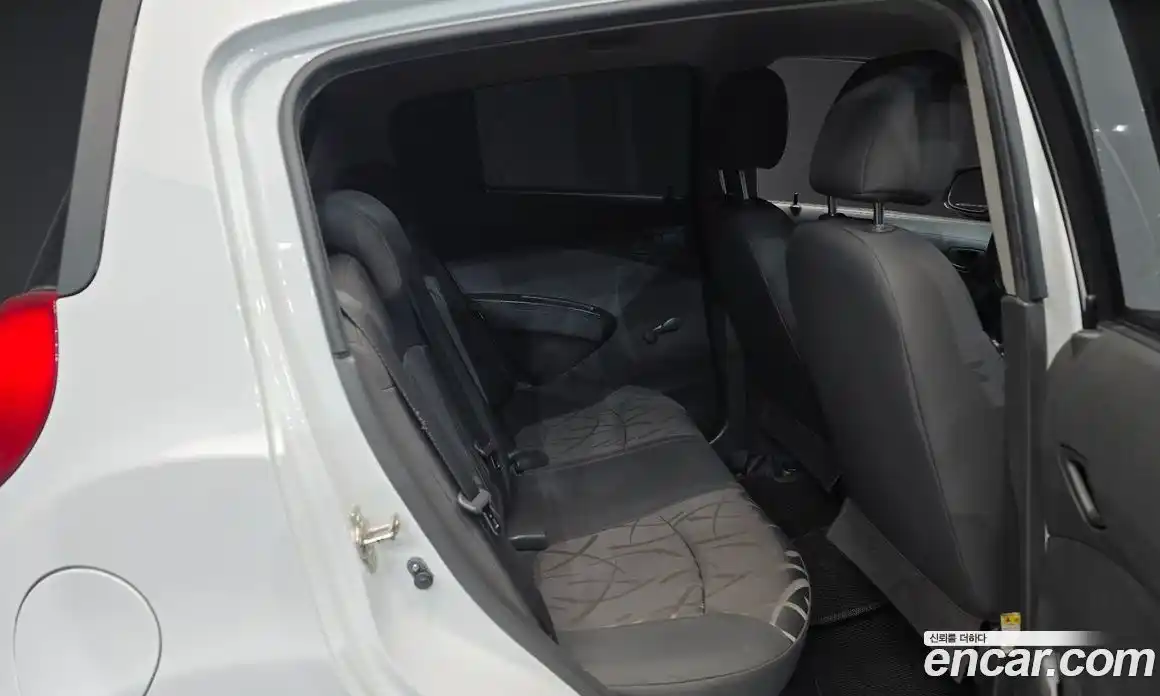 Chevrolet Spark 2013 1.0 Автомат в Москве № 202770, фото 12