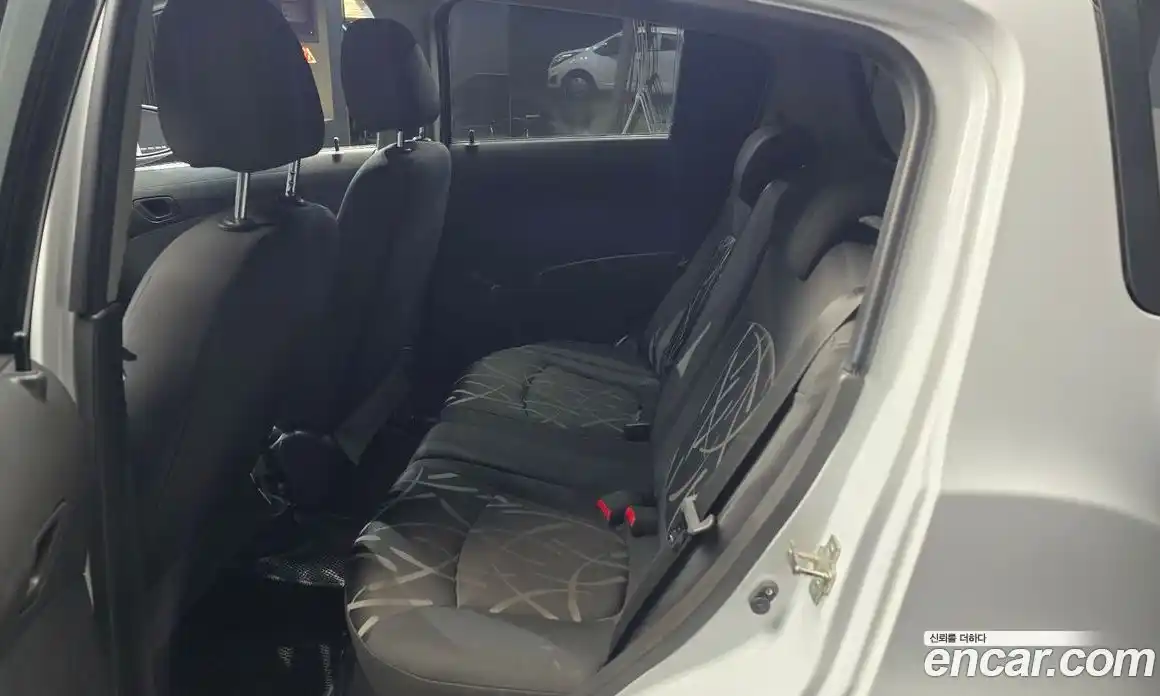 Chevrolet Spark 2013 1.0 Автомат в Москве № 202770, фото 13