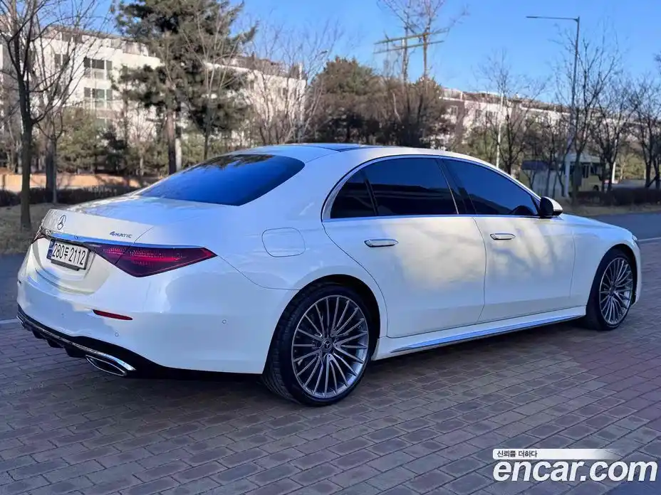 Mercedes-Benz S-Class 2023 3.0 Автомат в Москве № 203117, фото 2