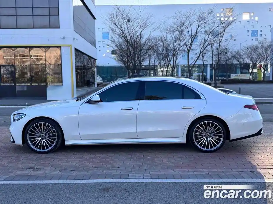 Mercedes-Benz S-Class 2023 3.0 Автомат в Москве № 203117, фото 6