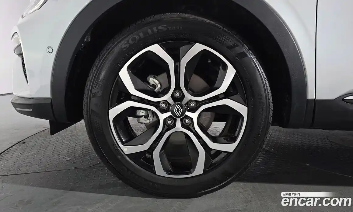 Renault Arkana 2025 1.6 Автомат в Москве № 204113, фото 13