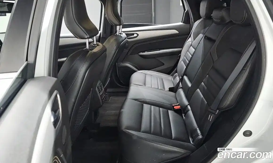 Renault Arkana 2025 1.6 Автомат в Москве № 204113, фото 9