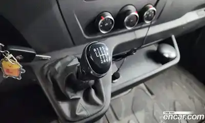 Renault Master 2020 2.3 Механическая в Москве № 204704, миниатюра 12