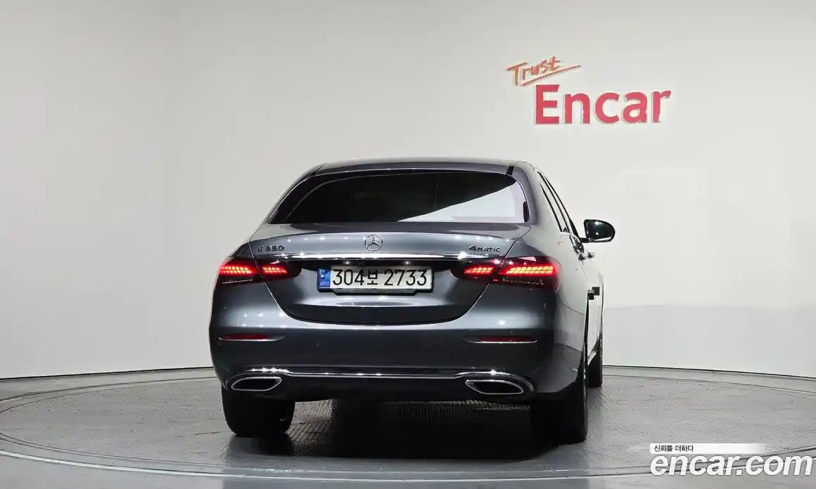 Mercedes-Benz E-Class 2023 2.0 Автомат в Москве № 205049, фото 4