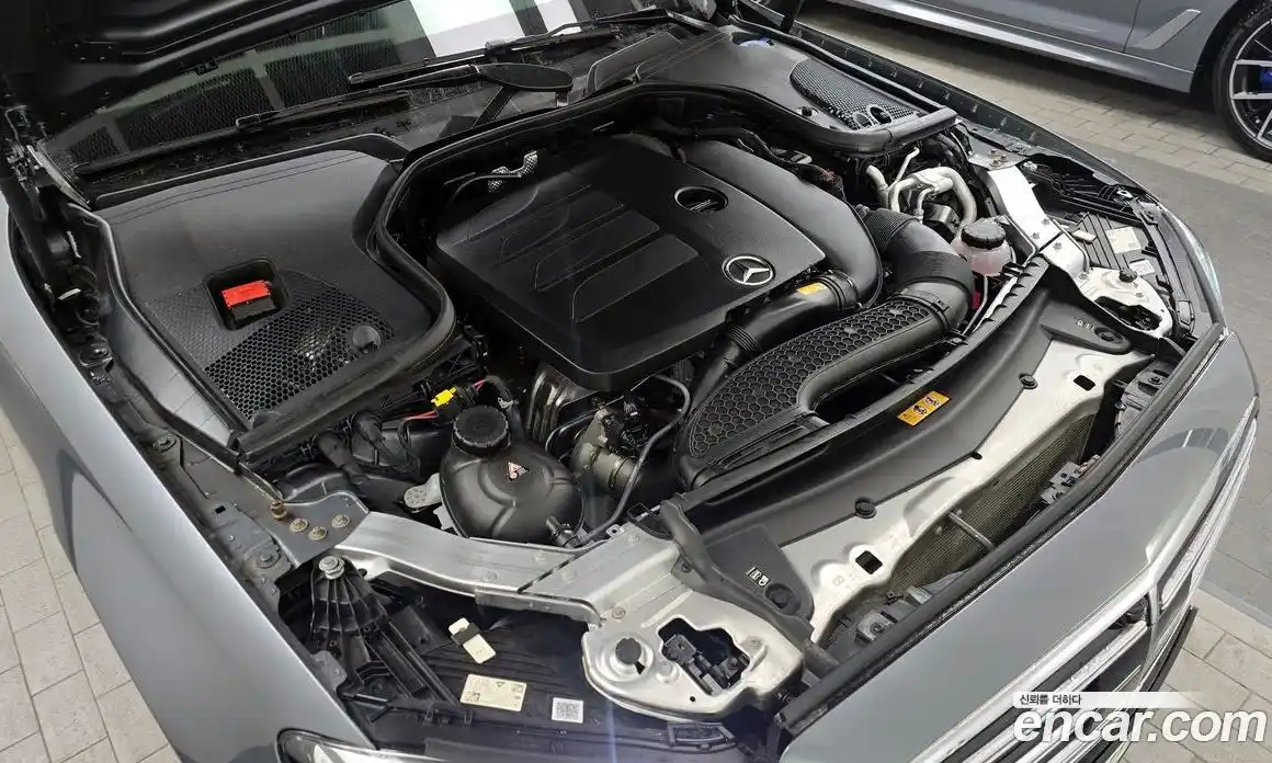 Mercedes-Benz E-Class 2023 2.0 Автомат в Москве № 205049, фото 6