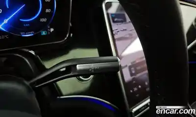 Mercedes-Benz EQS, 2022