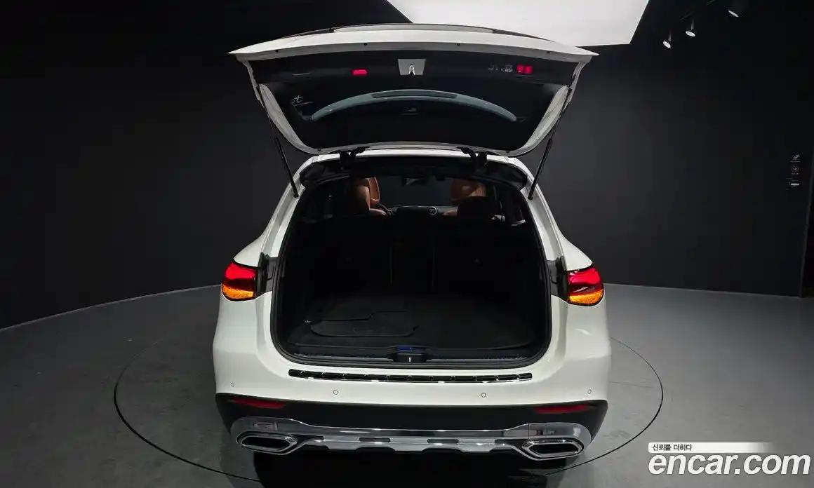 Mercedes-Benz GLC-Class 2024 2.0 Автомат в Москве № 207154, фото 18