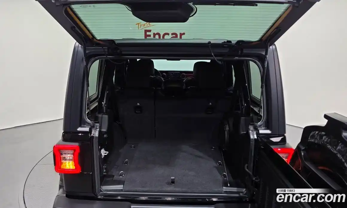 Jeep Wrangler 2023 2.0 Автомат в Москве № 208961, фото 20