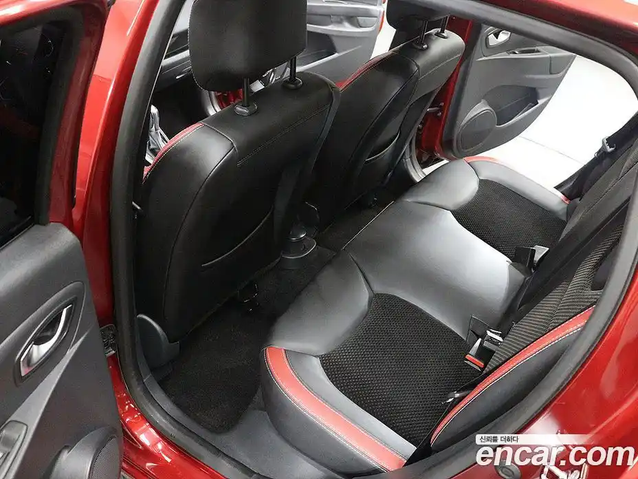 Renault Cilo 2019 1.5 Автомат в Москве № 209818, фото 16